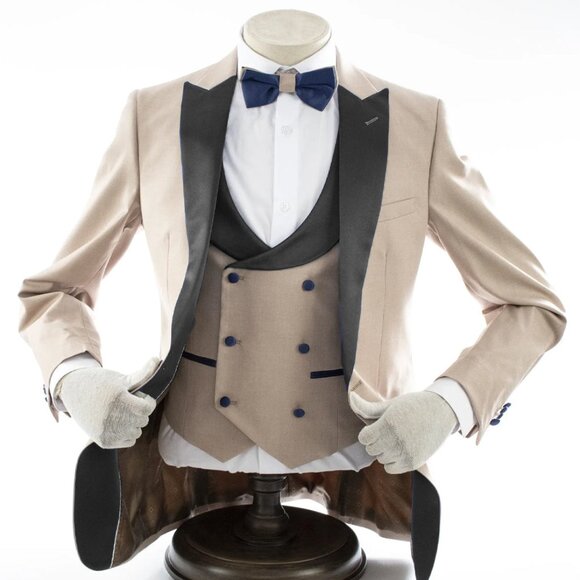 Mens 2 Button Peak Lapel Prom Tan Tuxedo with Double Breasted Vest - Picture 1 of 1